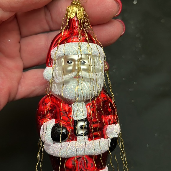 NWT Gorgeous Hand Blown Glass Holiday Santa Ornament. Very Detailed. - Picture 7 of 13